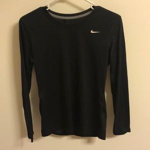 long sleeve nike shirt